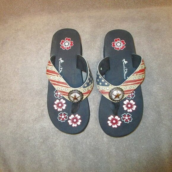 Montana West PATRIOTIC Wedge Size 8 SANDALS Platform THONG Flip Flops BLING Flag - Picture 1 of 10
